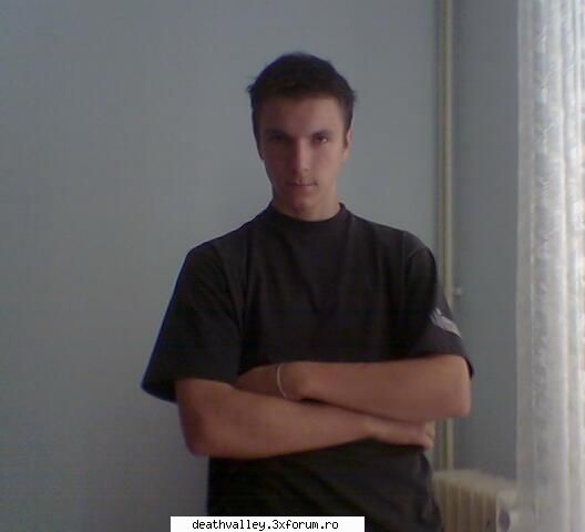 presentatzi-va oamenilor!!! - alex ... cam singurel pe aici m-am cam pierdut - nice to meet....?